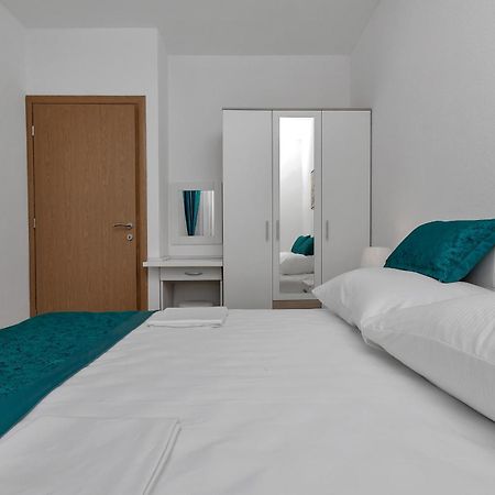 Apartments Villa Medo Makarska Room photo