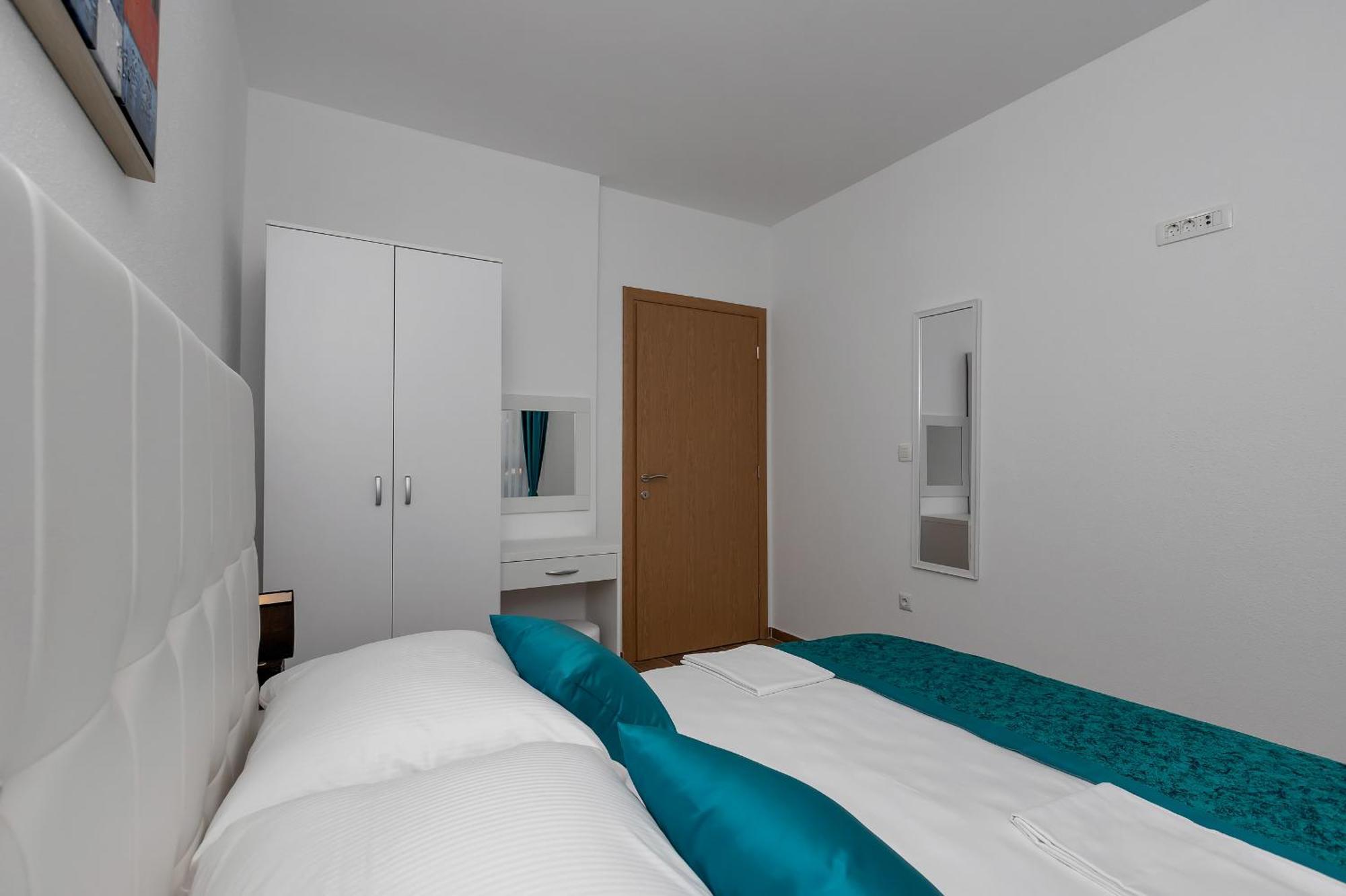 Apartments Villa Medo Makarska Room photo