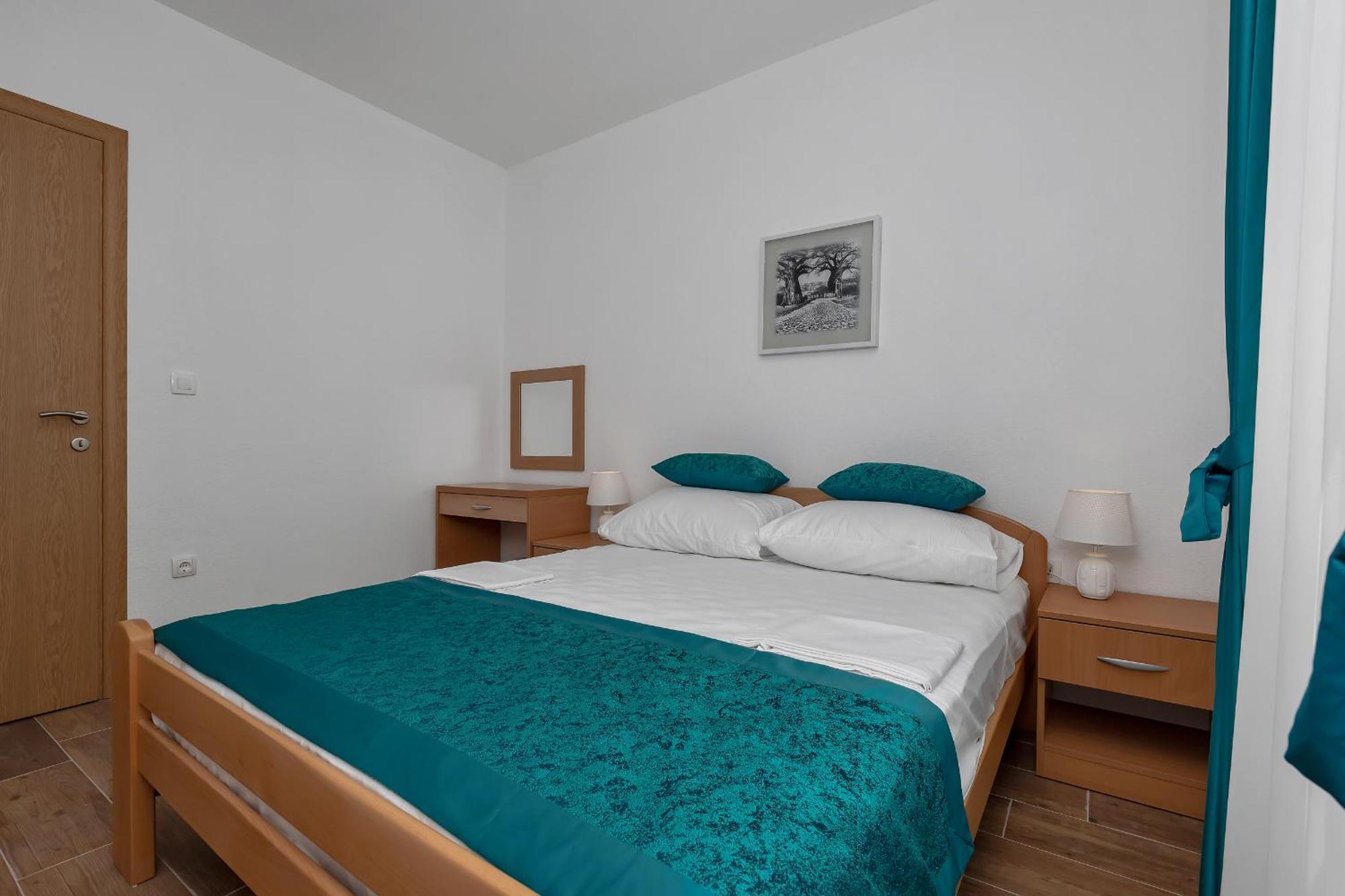 Apartments Villa Medo Makarska Room photo