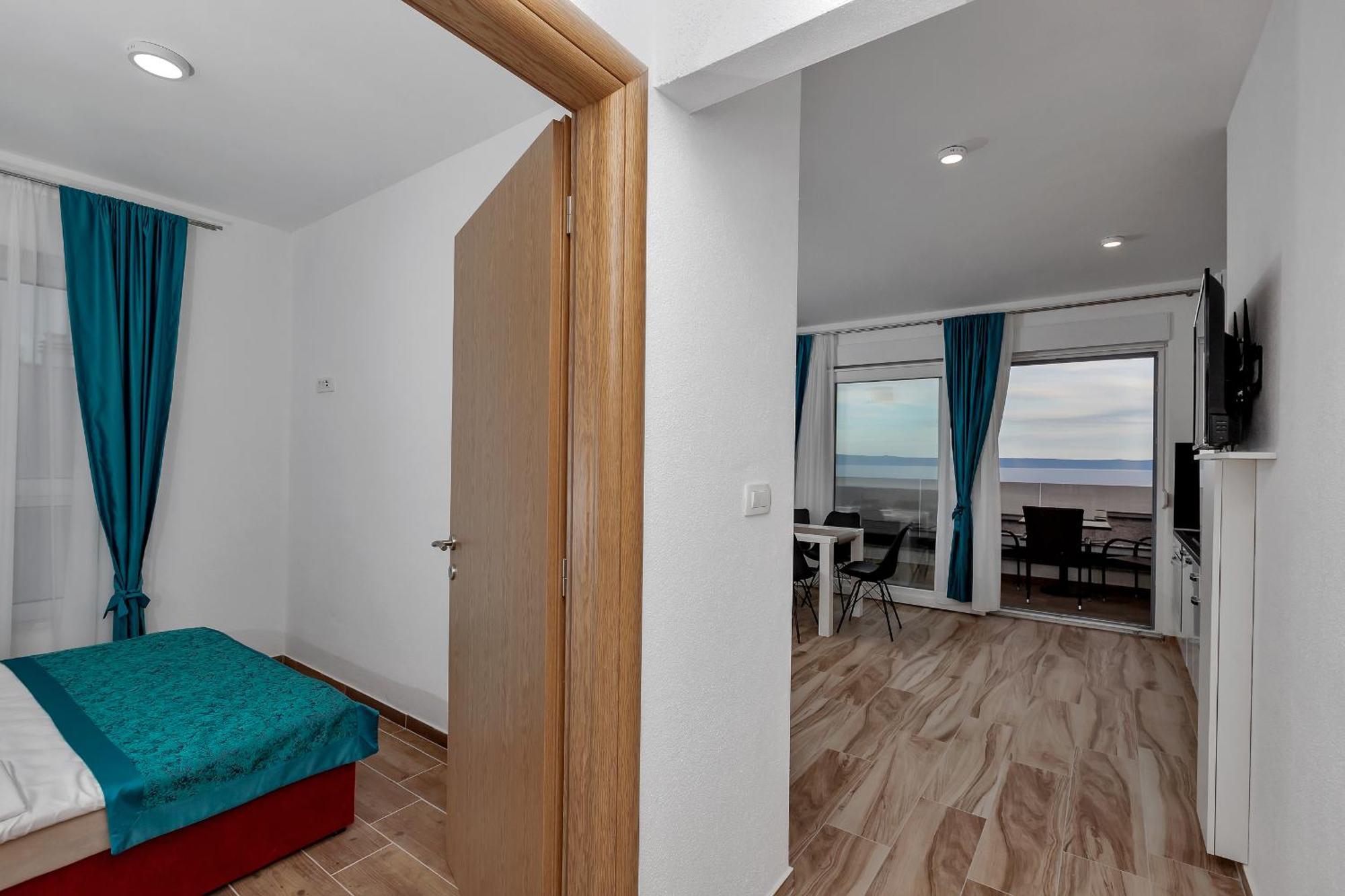 Apartments Villa Medo Makarska Room photo